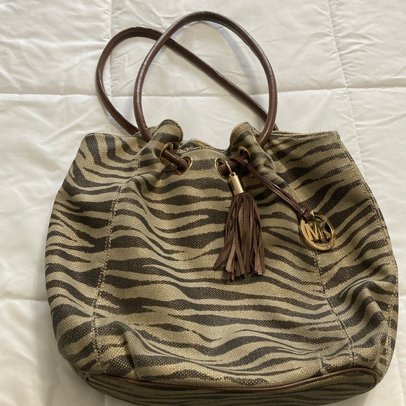 Handbags - Michael Kors hobo bag